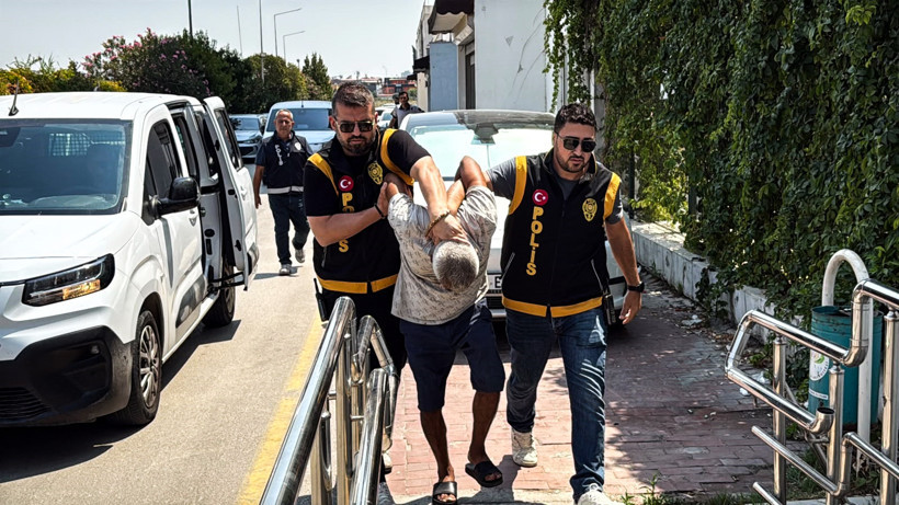 Eski eşinin 8 bıçak darbesinden kurtuldu: “Serbest kalırsa beni öldürecek” - Resim : 1