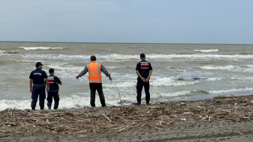 Samsun'da sahile vurmuş insansız deniz aracı bulundu - Resim: 3
