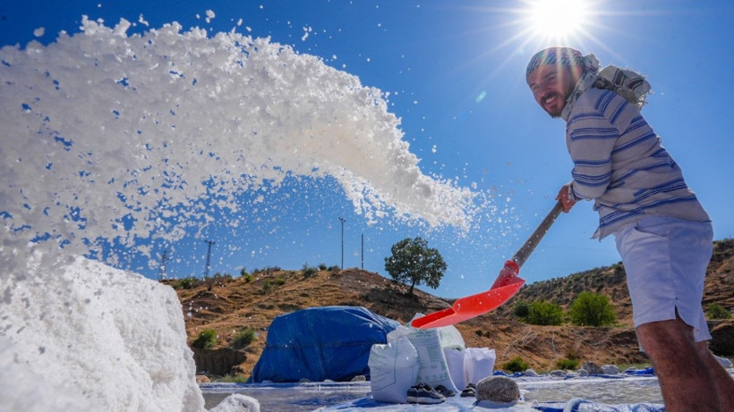 40 derecede mesai: Sıcaklık arttıkça yüzleri gülüyor - Resim: 5