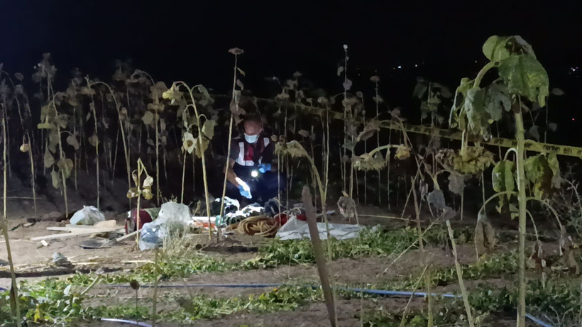 Temizlemek için su kuyusuna girmişlerdi. Zehirlenerek öldüler - Resim: 8