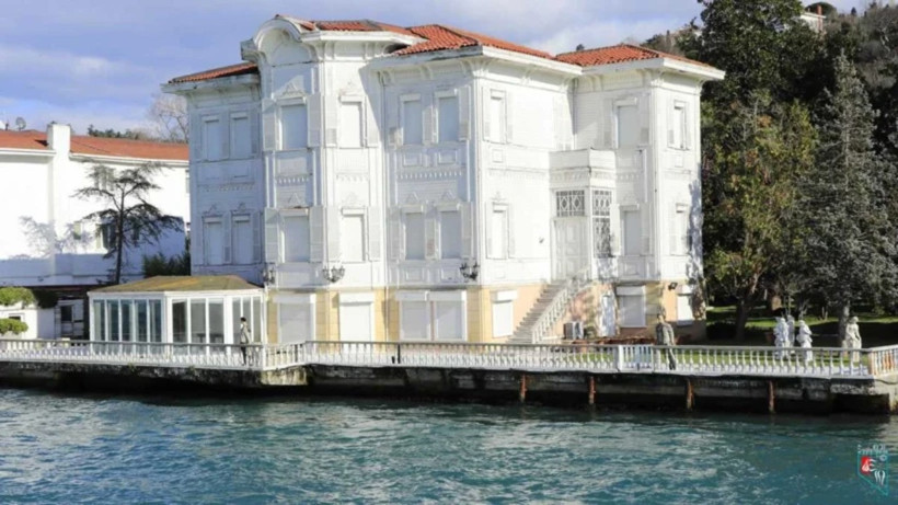 Faruk Yal&ccedil;ın'ın &uuml;nl&uuml; yalısı satışta. Hamdi Ulukaya 40 milyon dolara &ccedil;ıktı, Arap iş insanı devreye girdi - Resim : 1