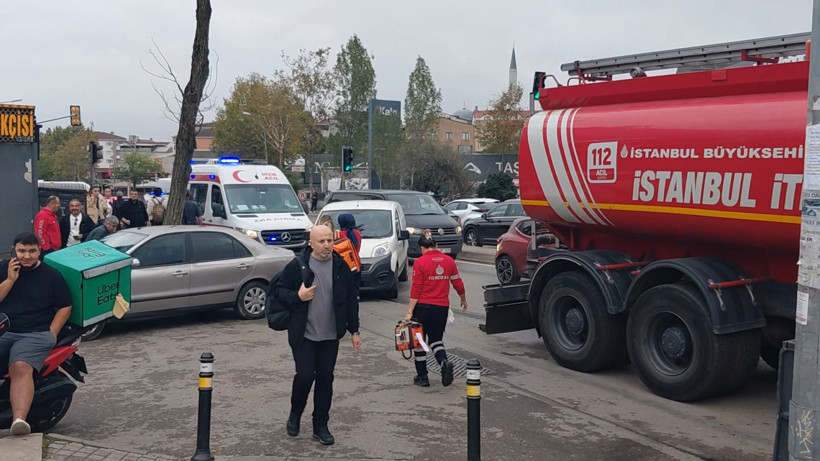 Kontrolden çıkan kamyon önüne geleni biçti - Resim : 2