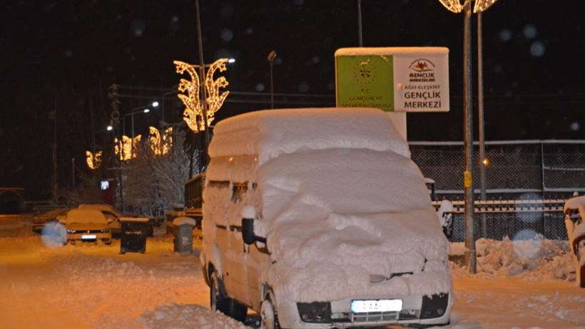 Altı şehri kar kapladı - Resim : 1