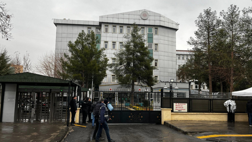 Narin’in ağabeyi Enes Güran ile Nevzat Bahtiyar arasında gerginlik - Resim : 1