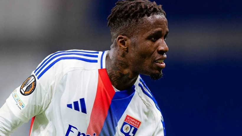 Okan Buruk, "bize katılacak" dedi: Wilfried Zaha'ya Amerika yolu göründü - Resim : 1