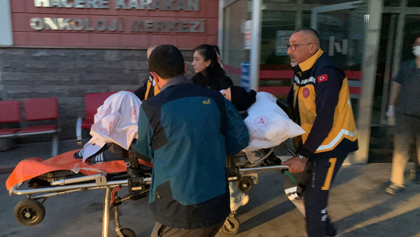 Rize'de hastane yangını: 18 hasta tahliye edildi - Resim : 2