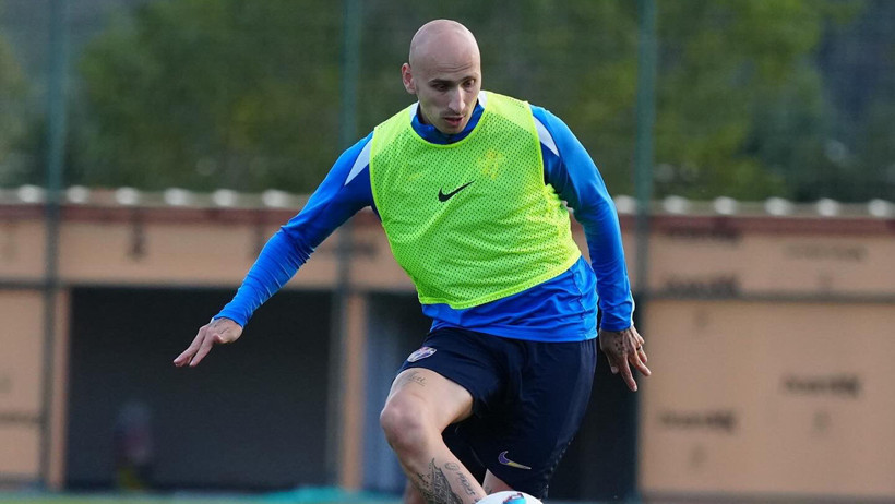 Arda Turan'ın gözüne giremedi, sözleşmesi feshedildi - Resim : 1