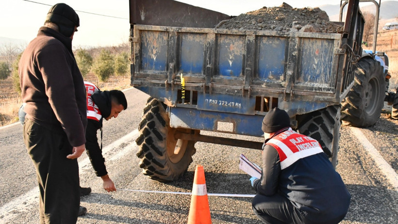 Traktörden düşerek can verdi - Resim : 1