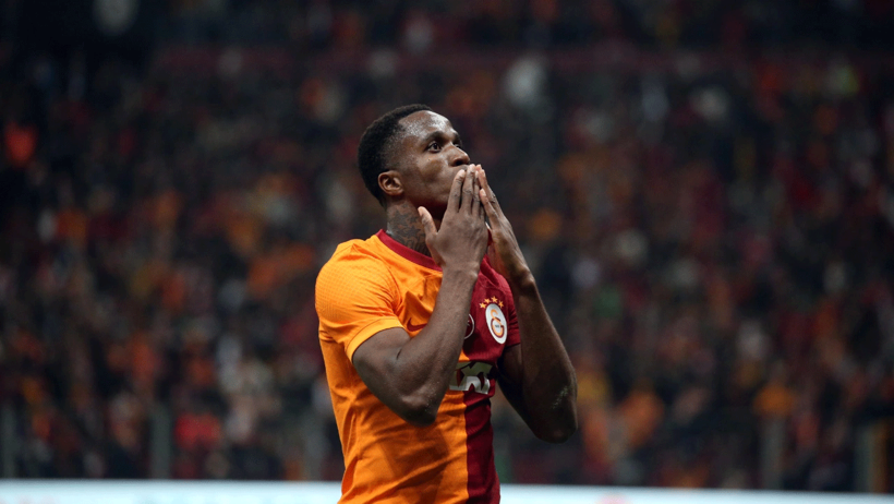 Ne Lyon istedi ne Galatasaray: Zaha, 18 aylığına MLS'e gitti - Resim : 1