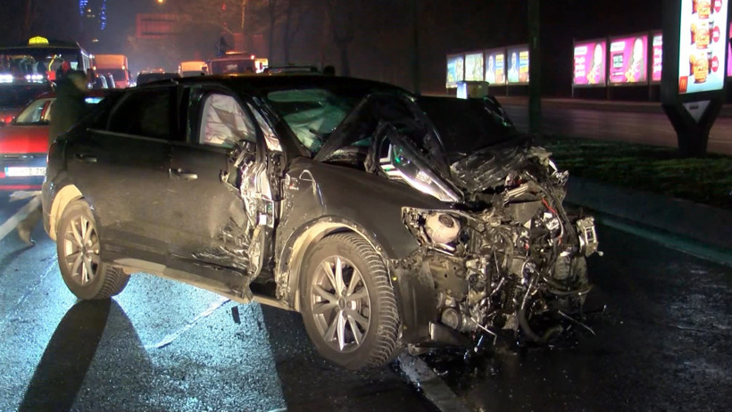 7 araç birbirine girdi - Resim : 1