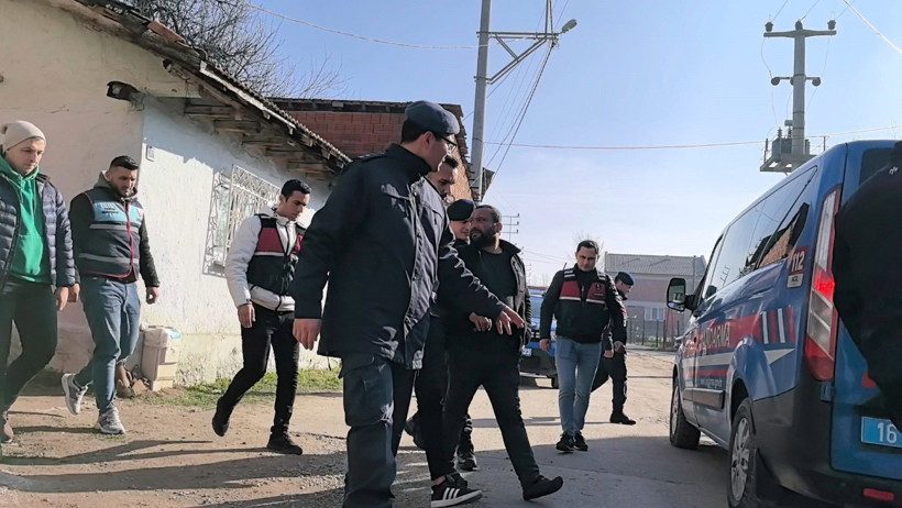 24 saat sonra teslim oldu: Rehine krizi yokmuş - Resim : 2