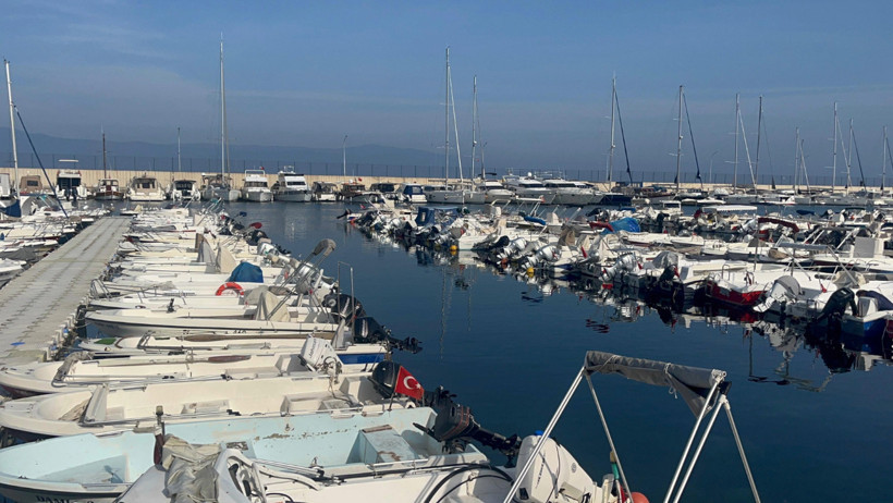 Marmara can çekişiyor! Müsilaj balıkçıları vurdu! - Resim : 2