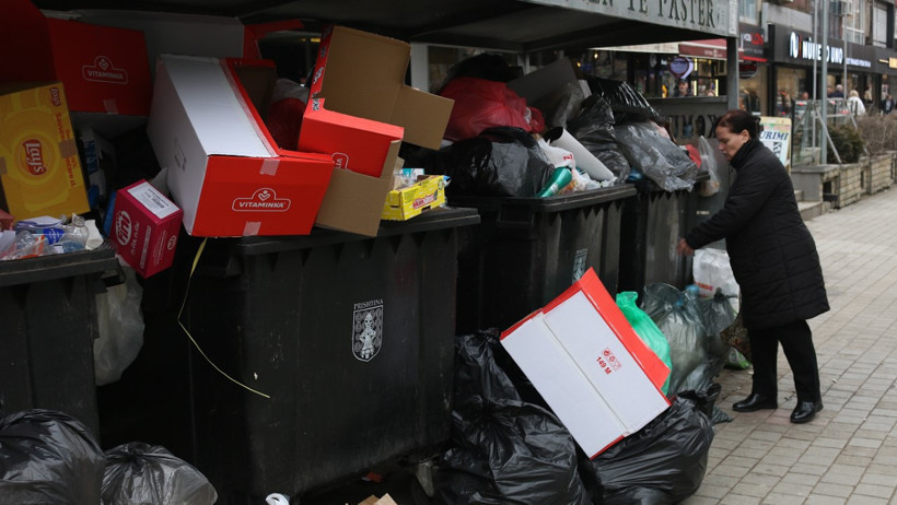 Başkentte OHAL ilan edildi… Sebebi çöpler - Resim : 1