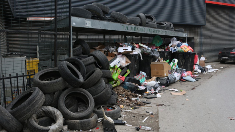 Başkentte OHAL ilan edildi… Sebebi çöpler - Resim : 2
