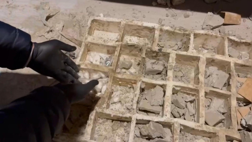 '3 kalıp gönder' şifresi de kurtaramadı: 2 milyon liralık uyuşturucu ele geçirildi - Resim : 1