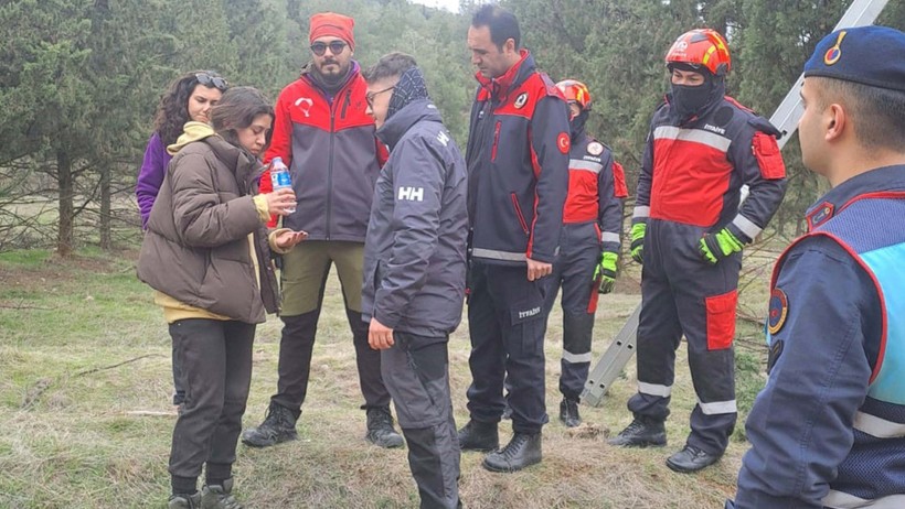 Dinamit Tepesi'nden uçtu ağaçta asılı kaldı - Resim : 2