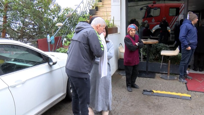 Yangın merdiveni tadilatı sırasında yangın çıktı - Resim : 2