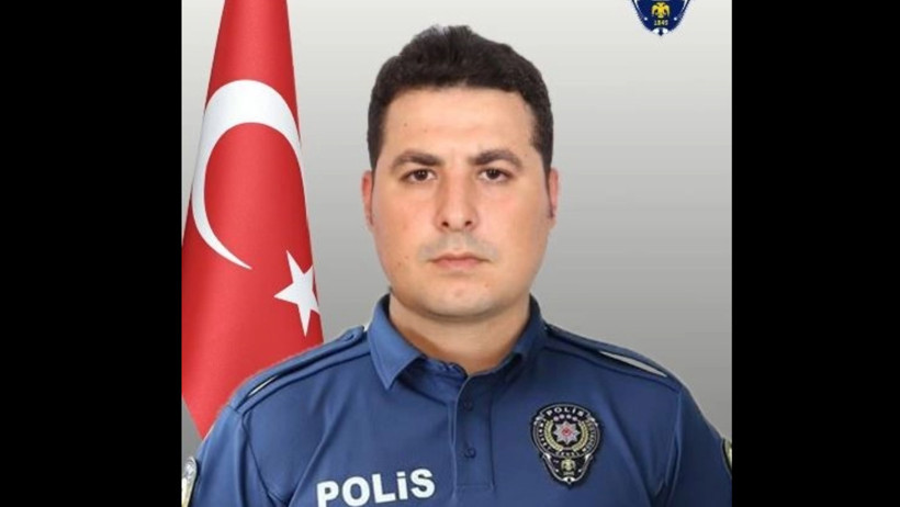 Polis aracı TIR'la çarpıştı: 1 polis şehit oldu - Resim : 1