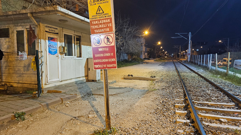 İki kardeş bıçaklı kavgada öldürüldü! Biri 17 diğeri, 16 yaşında - Resim : 1