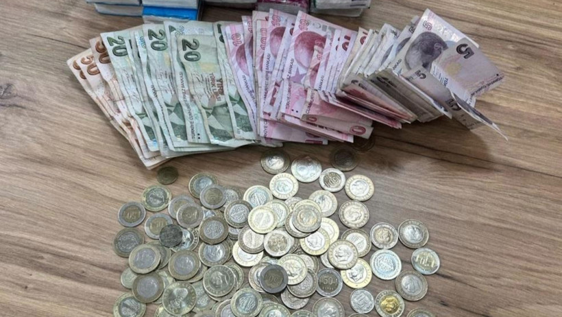 Dilencinin bir saatlik kazancı dudak uçuklattı - Resim : 1