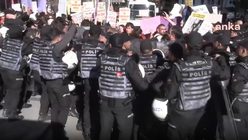 Ankara'da kadınlara polis engeli - Resim : 1