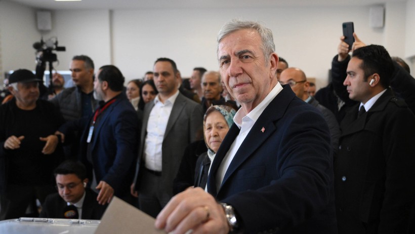 Mansur Yavaş'tan sert tepki: Utanıyoruz - Resim : 1