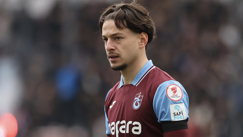 Trabzon'da gerilim: Taraftar ıslıkladı, Fatih Tekke alkışladı - Resim : 1