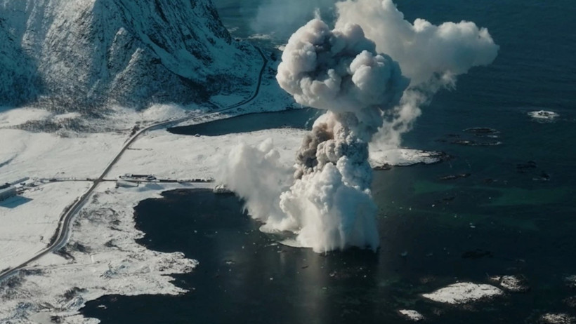 Uzay roketi kalkıştan sonra patladı - Resim : 1