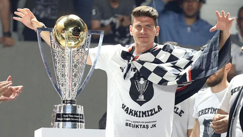 Mario Gomez geri dönüyor! Eski takımı ile görüşüyor