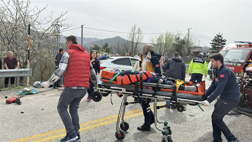 Kastamonu'da katliam gibi kaza: Çok sayıda ölü ve yaralı var - Resim : 2