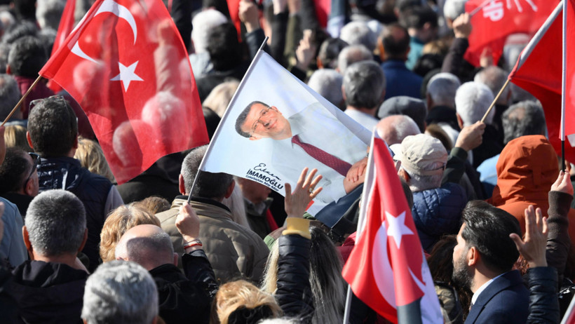 İmamoğlu'ndan miting mesajı: Millet bütün iktidarlardan büyüktür - Resim : 2