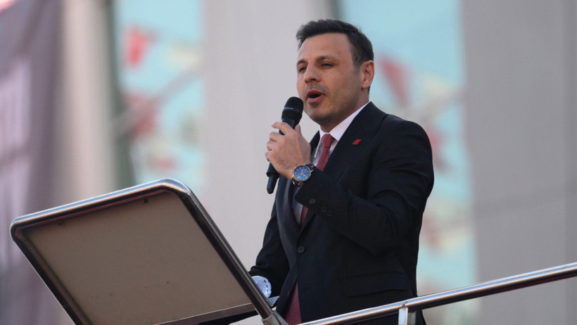 İmamoğlu'ndan miting mesajı: Millet bütün iktidarlardan büyüktür - Resim : 1