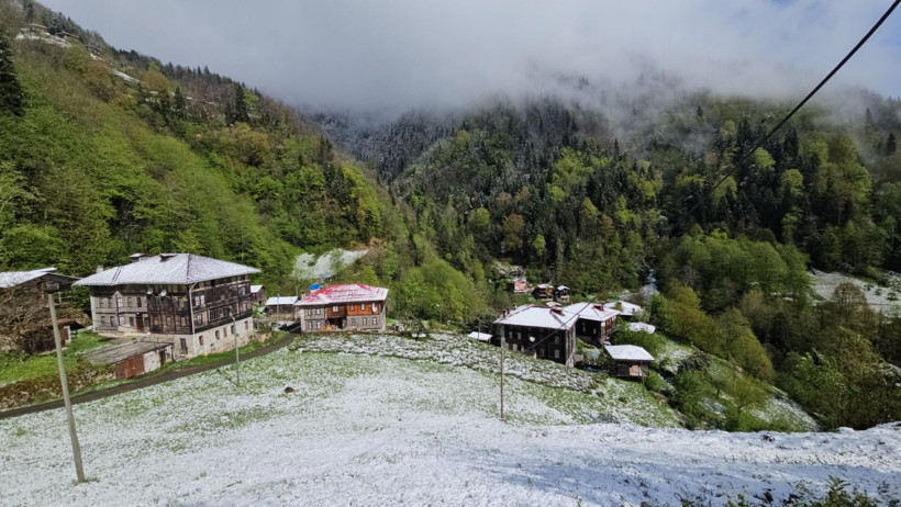 Rize'de kart postallık manzaralar - Resim: 12