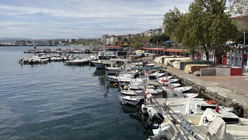 Denizlerde av yasağı başladı: Marmara balıkçıları mutsuz - Resim : 1