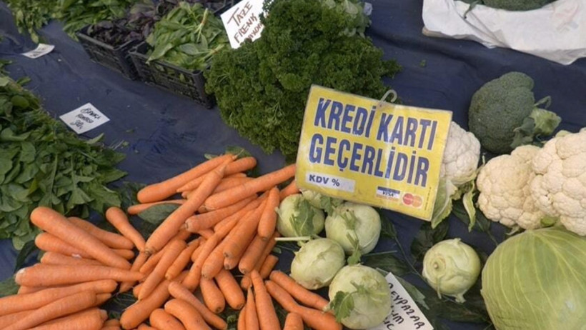 Kadıköy'de vatandaşlar geçim sıkıntısından isyan etti - Resim : 1