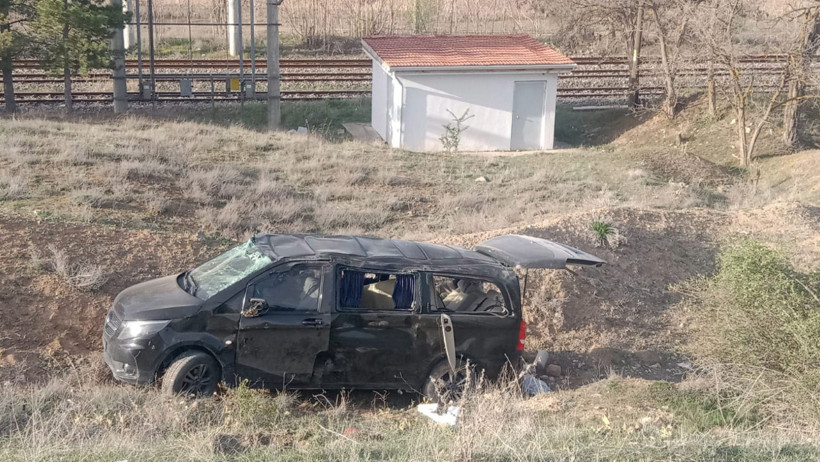 Oyuncu Berk Atan trafik kazası geçirdi - Resim : 1