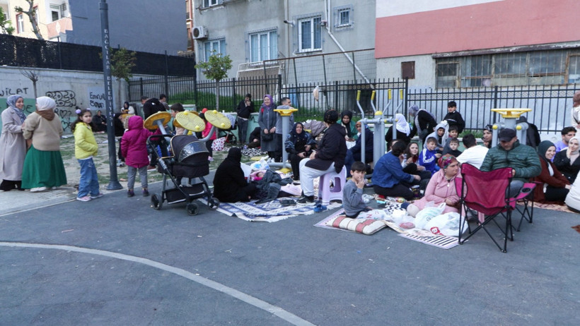 Depremden kaçanlar Gezi Parkı'na sığındı - Resim : 7