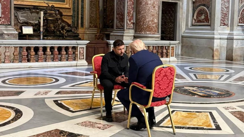 Papa'nın cenazesinde savaş sohbeti: Trump ve Zelenskiy yan yana - Resim : 2