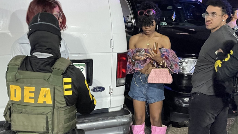 Gece kulübünde göçmen avı: 100'den fazla gözaltı - Resim : 3