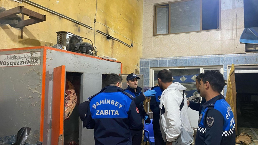 1,5 ton bozuk et ele geçirildi - Resim : 1