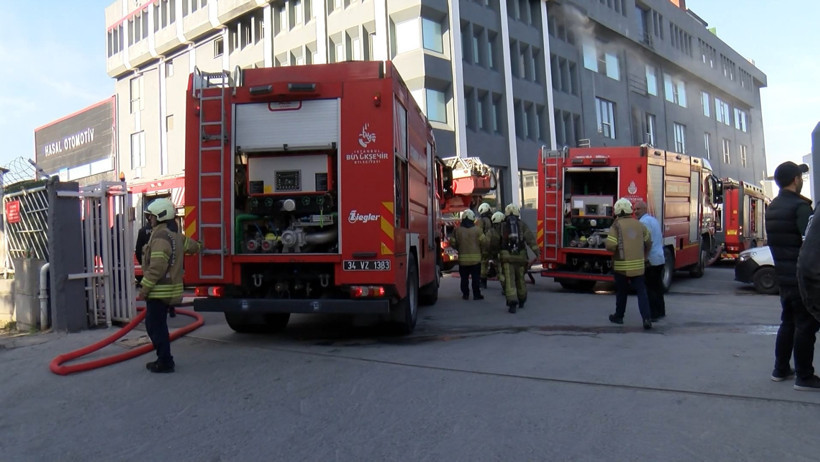 Bağcılar'da tekstil firmasında yangın - Resim : 1