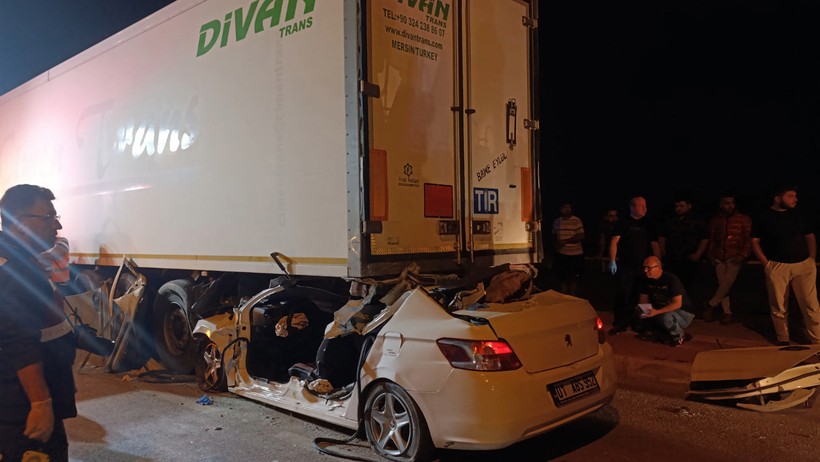 Kazada ölen genç davul zurna eşliğinde toprağa verildi - Resim : 1