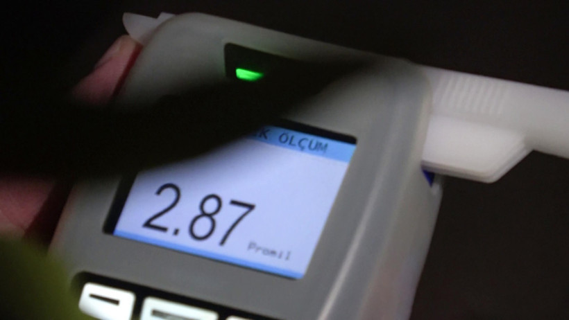 Ehliyetine 2060'a kadar el konuldu - Resim : 2