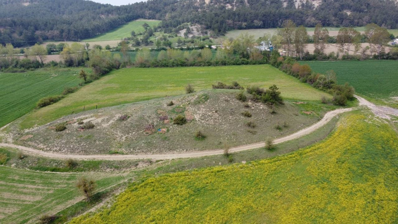 Roma Dönemi’ne ait Kilözü Tümülüsü 1.derece arkeolojik sit alanı ilan edildi - Resim : 1