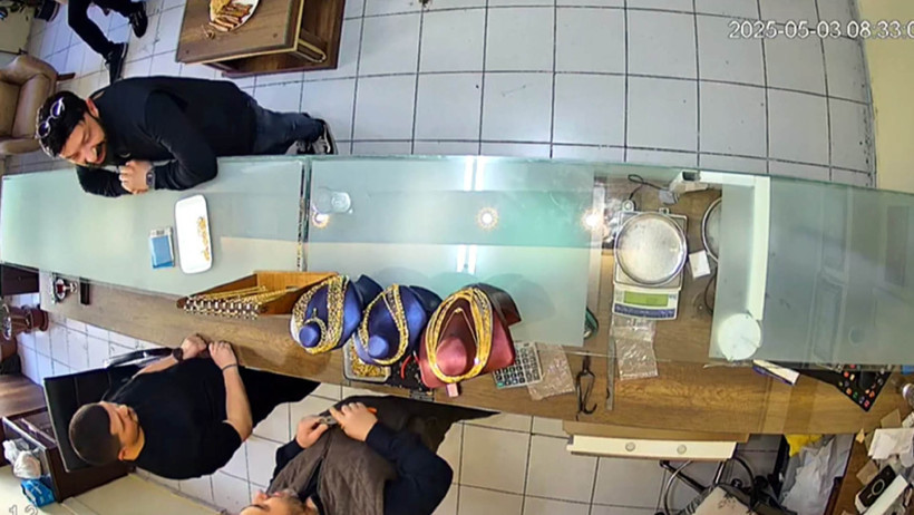 10 kuyumcu atölyesini dolandırıp sırra kadem bastı - Resim : 1