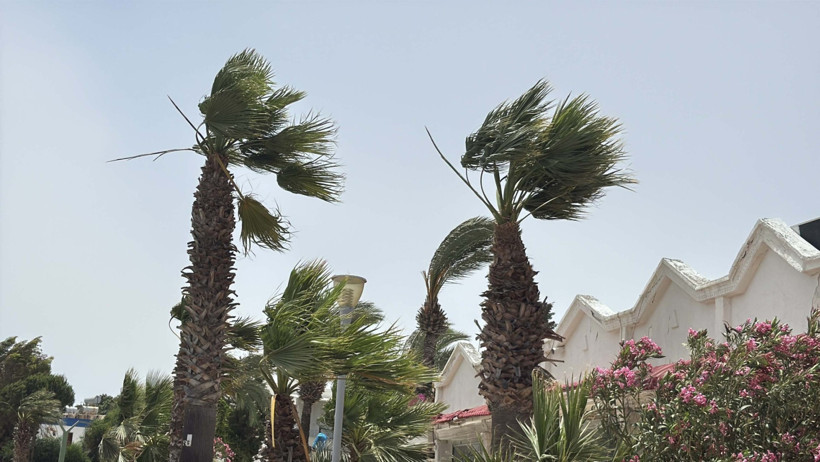 Meteoroloji üst üste uyarmıştı: Tekneler karaya oturdu - Resim : 1