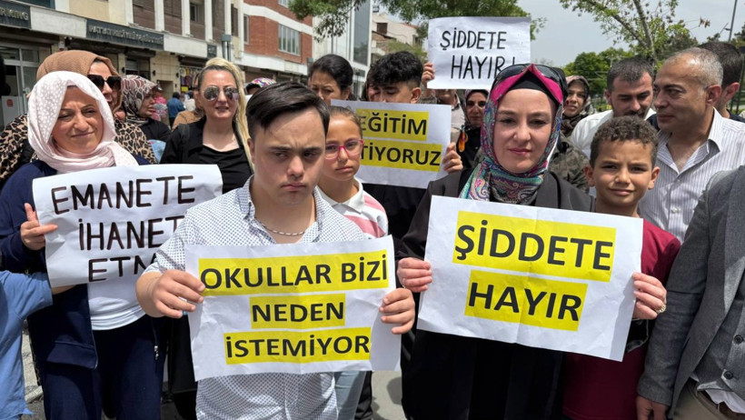 Down sendromlu çocuğu yere düşürdü: Artık okula gitmek istemiyor - Resim : 2