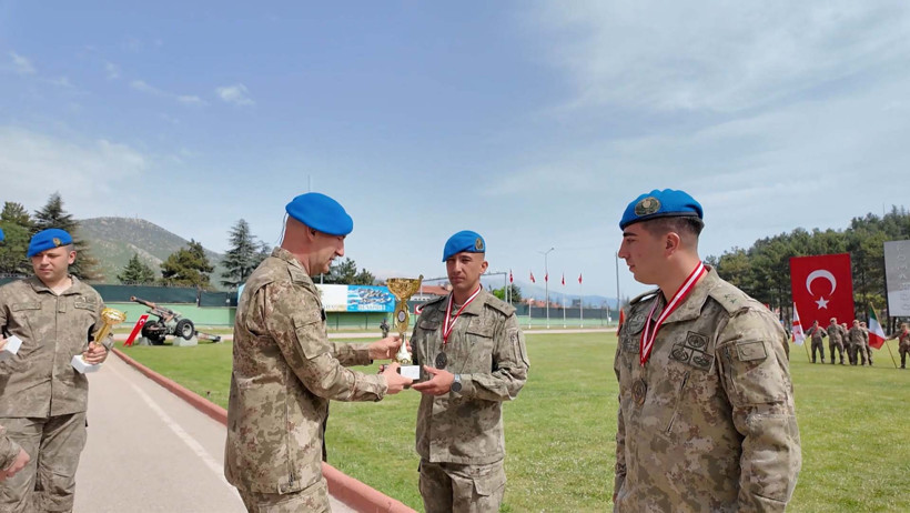 En iyi keskin nişancı yarışmasında Türkiye ilk 3'te - Resim : 1