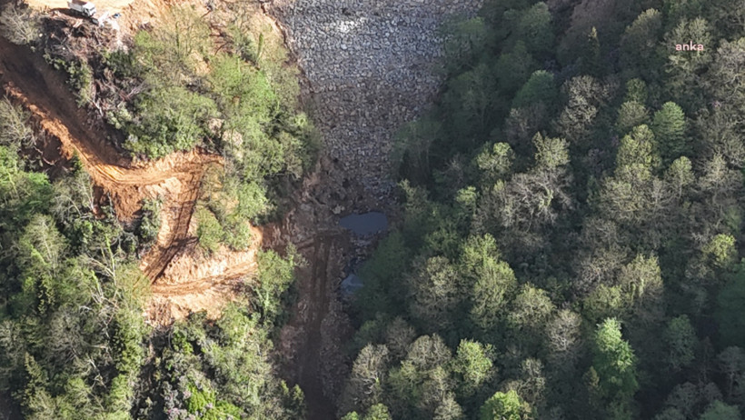 AKP'li vekilin zehir saçan madeni kamerada - Resim : 1