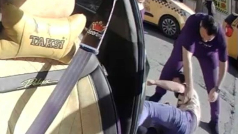 Takside bıçaklı dehşet! Defalarca vurdu... - Resim : 3